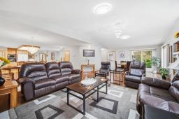 Living room - 84 2nd Street S, Niverville, MB R0A1E0 Photo 11