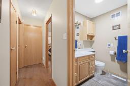 84 2nd Street S, Niverville, MB R0A1E0 Photo 16