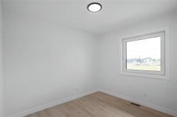 272 Fernwood Way, New Bothwell, MB R0A0C1 Photo 12