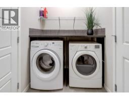 4pc Bathroom - 16 Fireside Place, Cochrane, AB T4C0R2 Photo 9