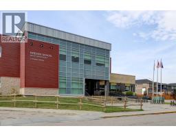 16 Fireside Place, Cochrane, AB T4C0R2 Photo 30