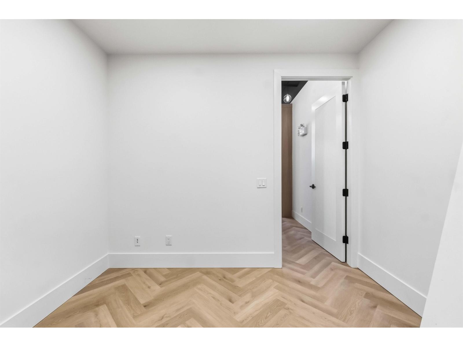 A145 20487 65 AVENUE, Langley - Image 1