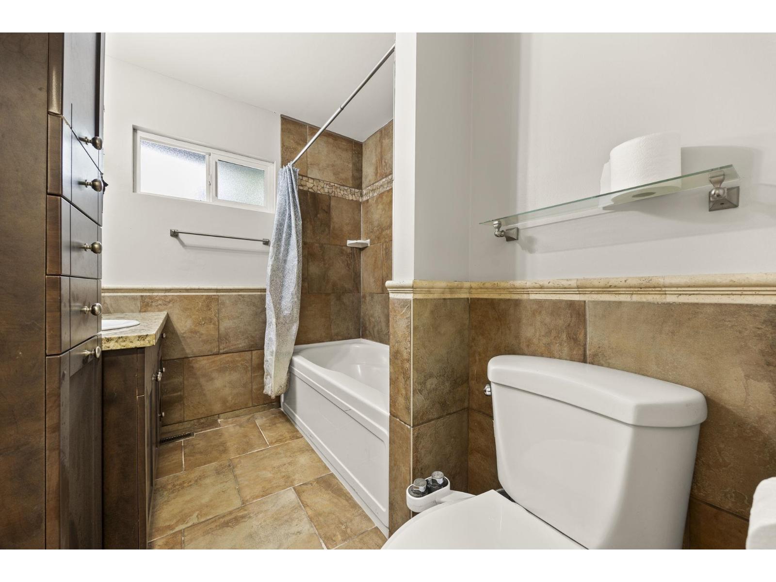 8495 164 STREET, Surrey - Image 1