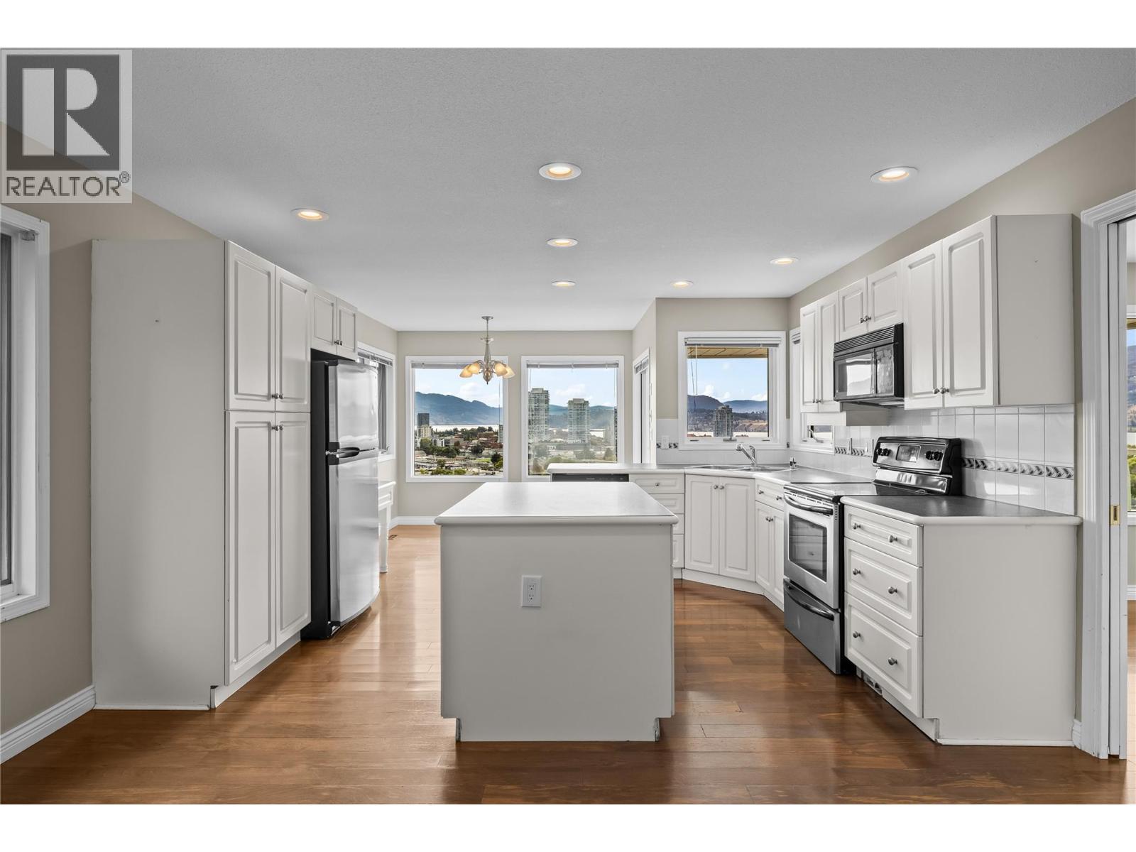 657 Royal View Drive - 20