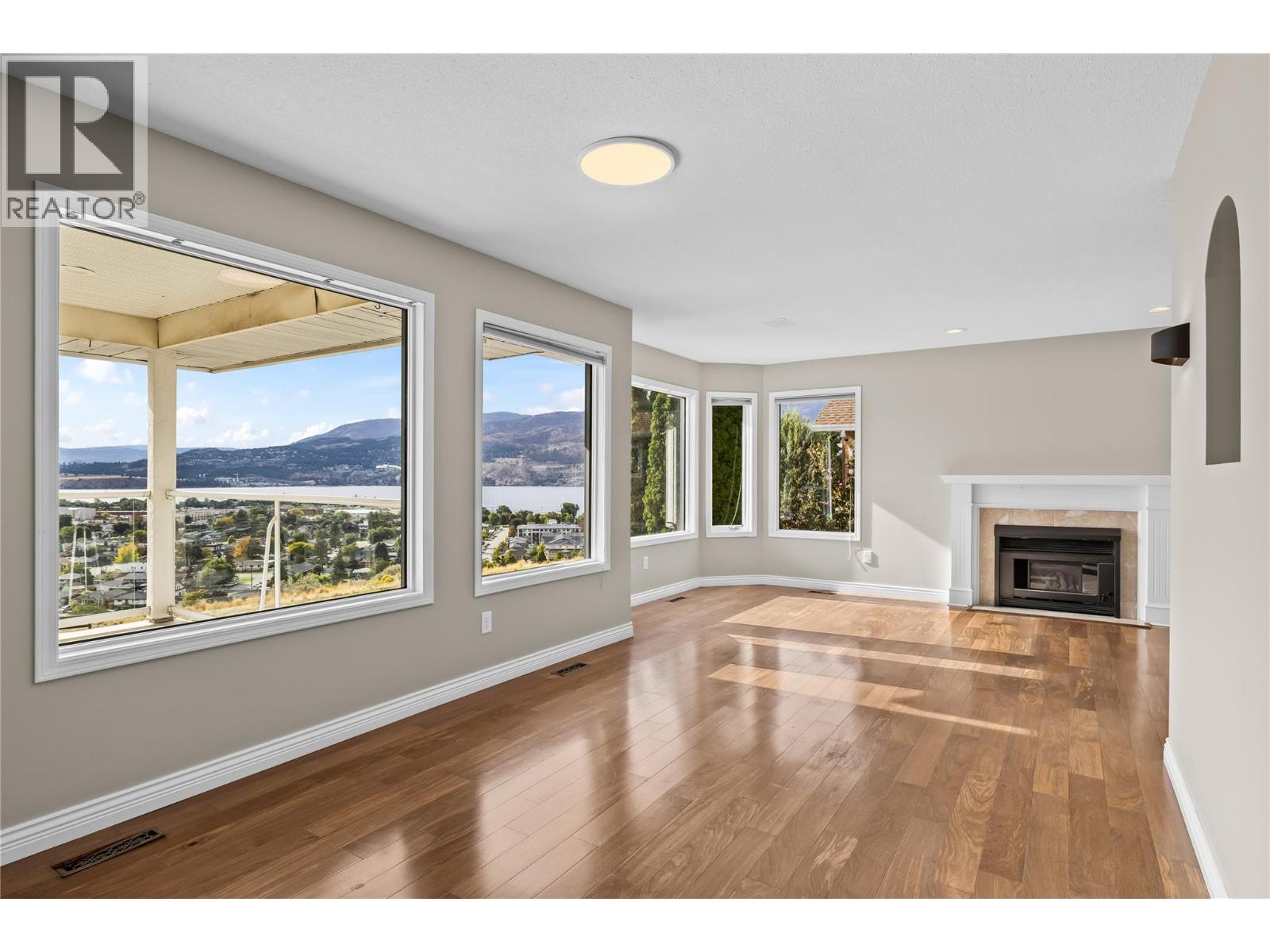 657 Royal View Drive - 38