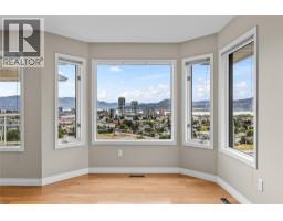 657 Royal View Drive, Kelowna, BC V1Y9K5 Photo 42