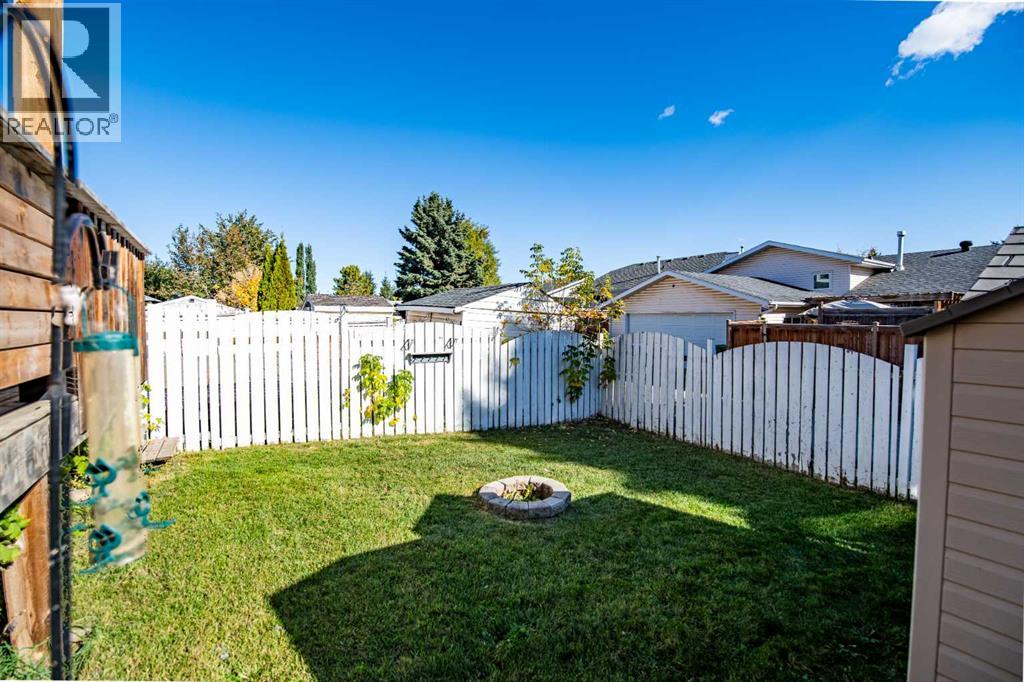 Listing photo – 33 Kirsch Close, Red Deer