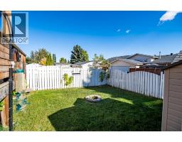 Primary Bedroom - 33 Kirsch Close, Red Deer, AB T4P3M5 Photo 7