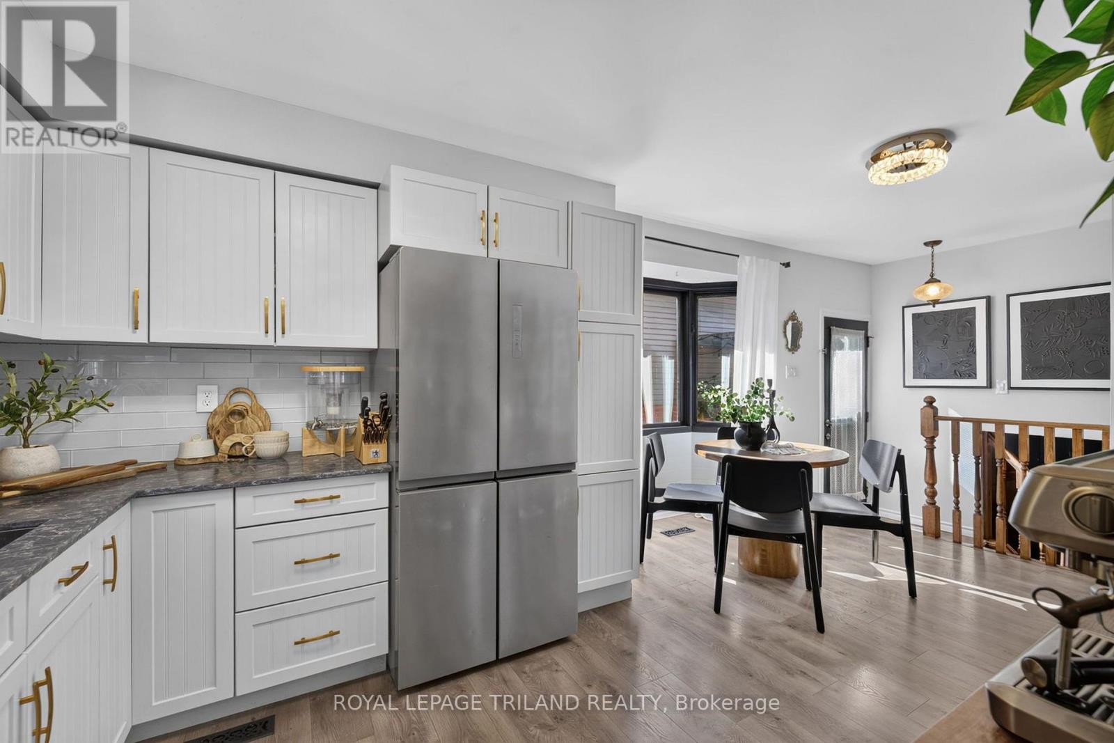 38 CAPRICE CRESCENT - 7