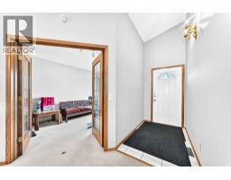 184 Hampshire Circle NW - photo 3