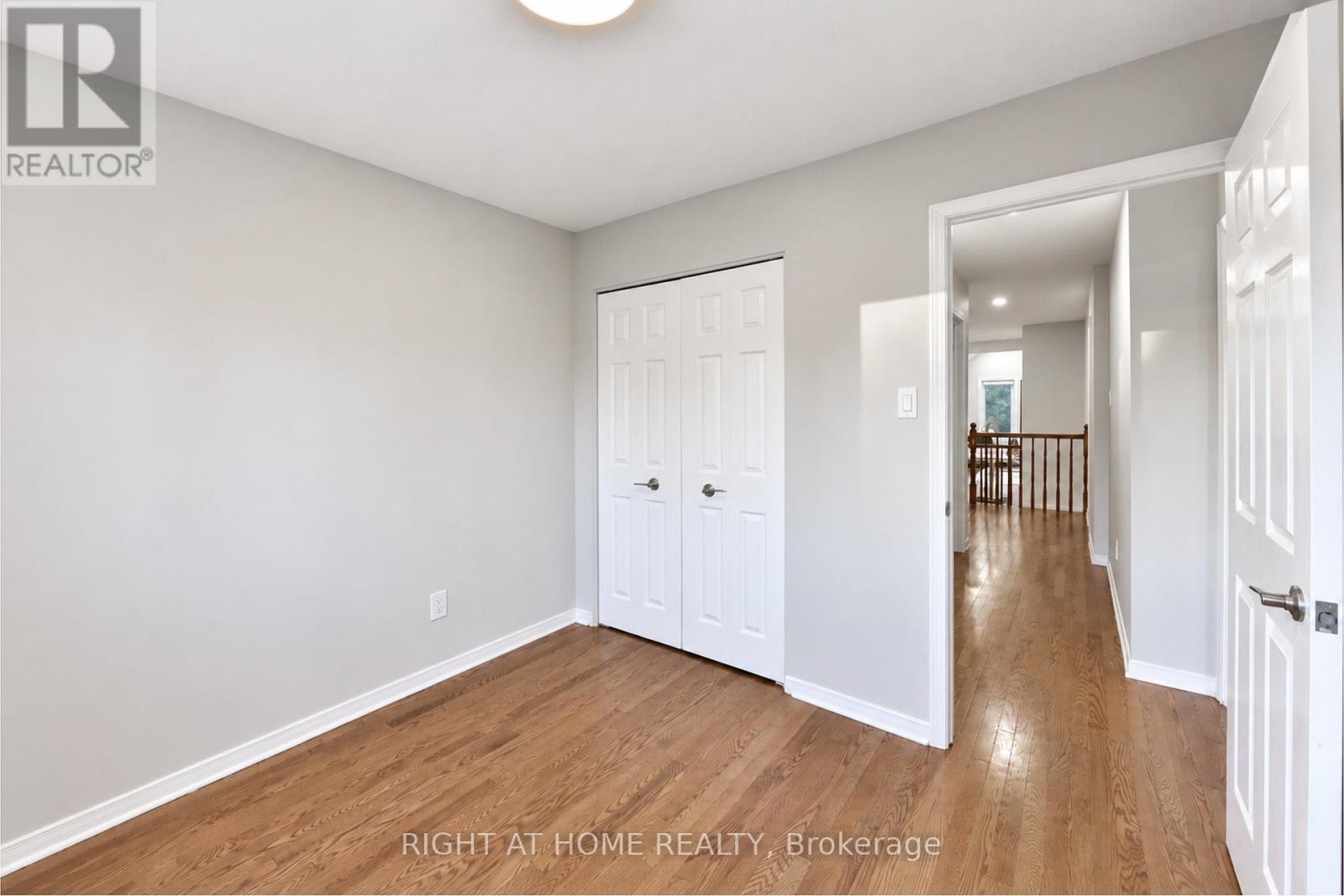 24 HARRINGTON COURT - 34