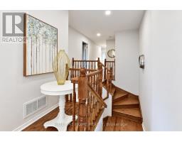 24 Harrington Court, Ottawa, ON K2K2S7 Photo 23