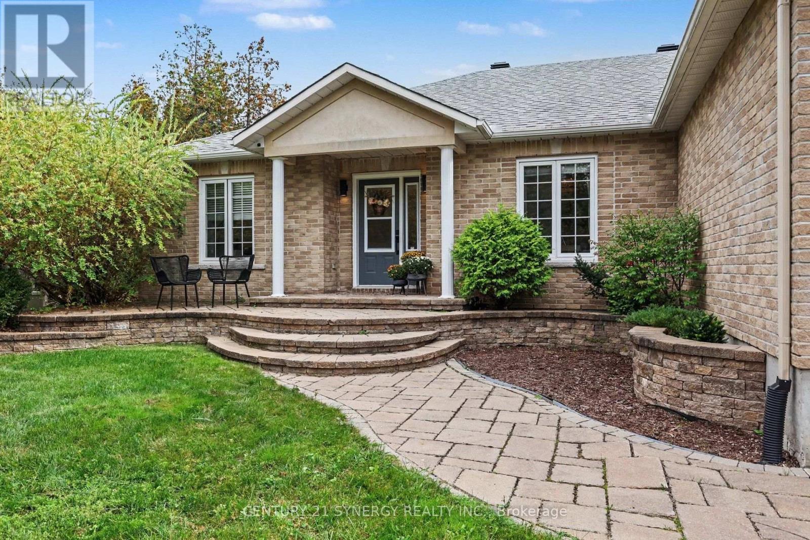 30 CANADIAN DRIVE, Ottawa — photo 3