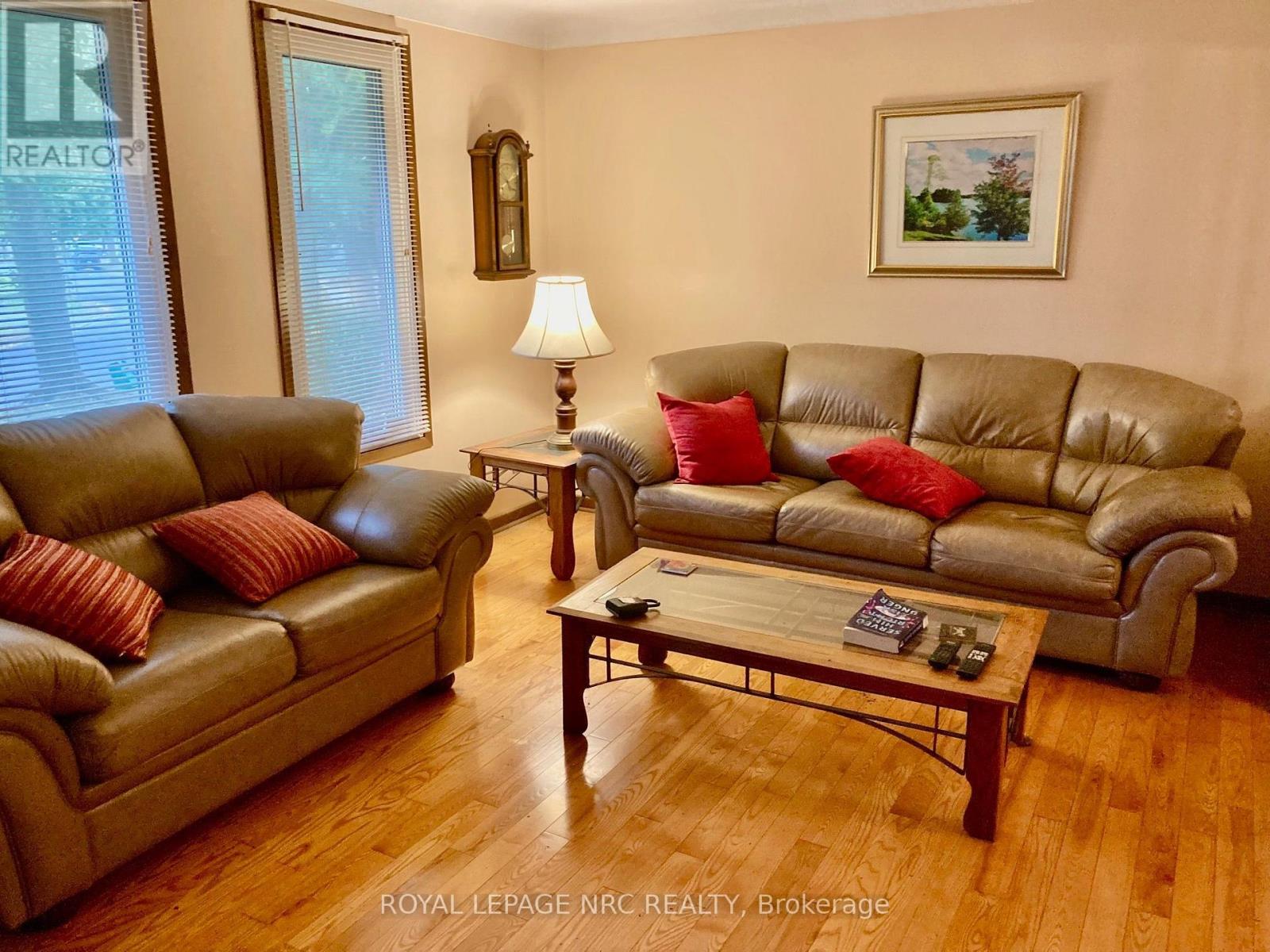 3871 ORLANDO DRIVE, Niagara Falls (Church's Lane) — photo 2