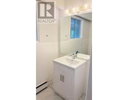 146 Yorkview Drive, Toronto, ON M2R1K1 Photo 7