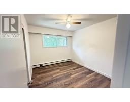 146 Yorkview Drive, Toronto, ON M2R1K1 Photo 8