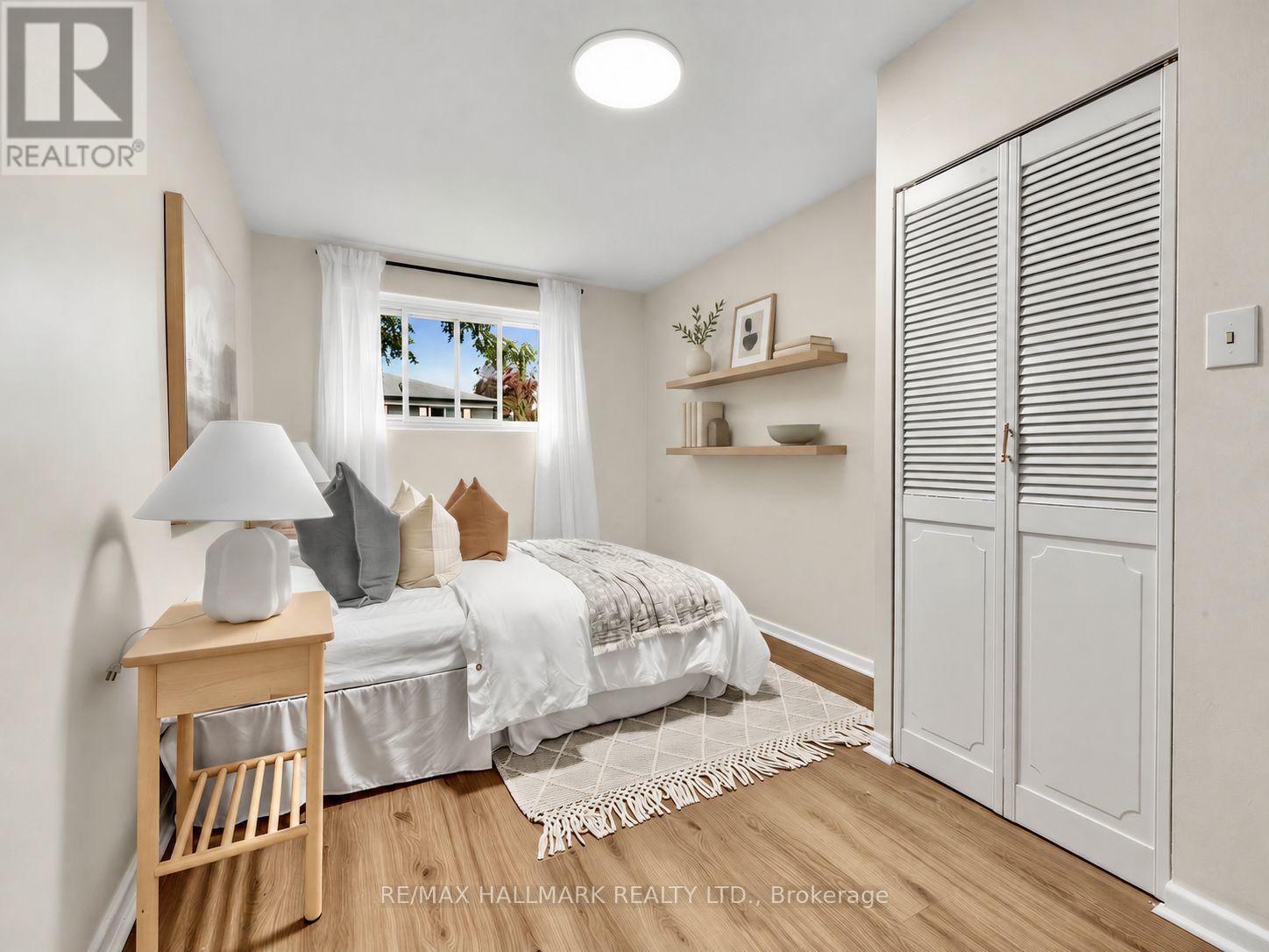 16 AVIS CRESCENT - 23