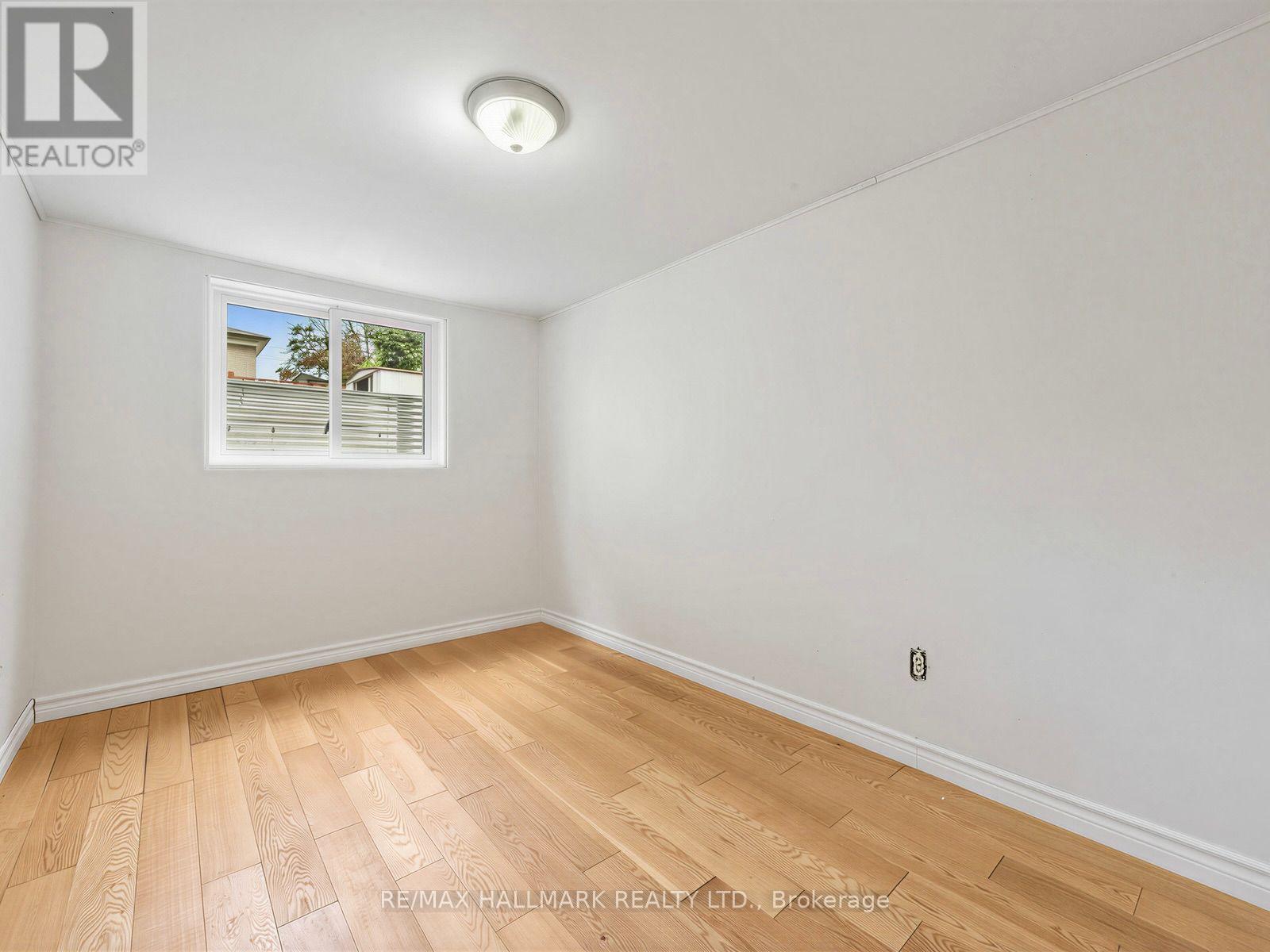 16 AVIS CRESCENT - Image 40
