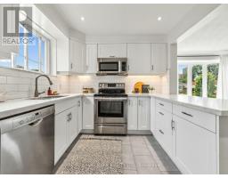 16 Avis Crescent, Toronto, ON M4B1B7 Photo 16