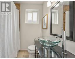 16 Avis Crescent, Toronto, ON M4B1B7 Photo 21