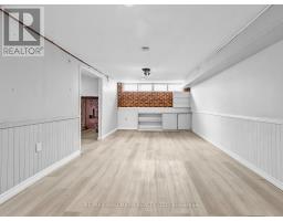 16 Avis Crescent, Toronto, ON M4B1B7 Photo 42