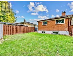 16 Avis Crescent, Toronto, ON M4B1B7 Photo 45