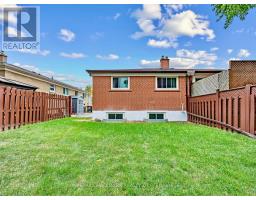16 Avis Crescent, Toronto, ON M4B1B7 Photo 47