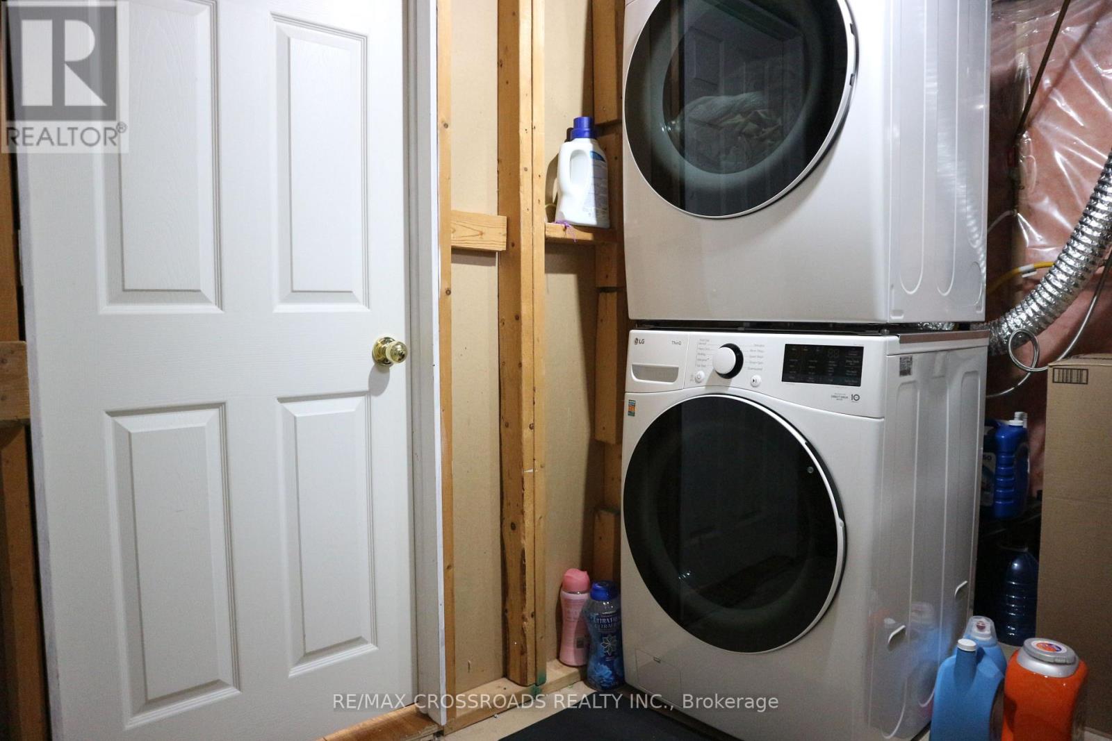 (Bsmt)- 14 Genner Drive, Ajax, ON photo 14