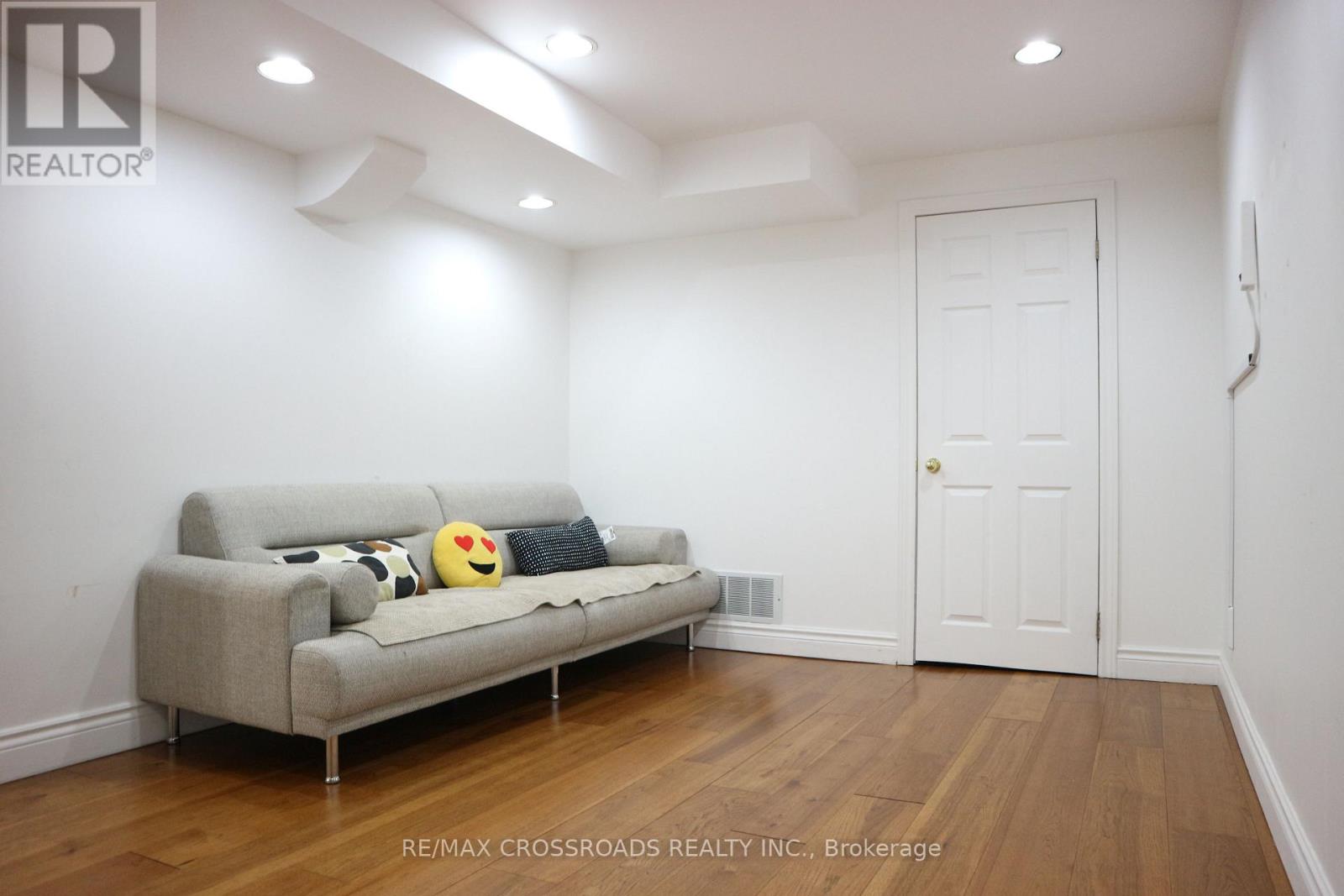 (BSMT) - 14 GENNER DRIVE, Ajax (Central West) — photo 4