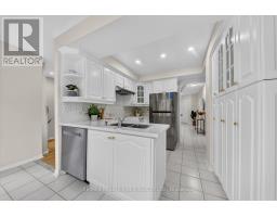 211 Ponymeadow Terrace, Toronto, ON M1C4W2 Photo 12