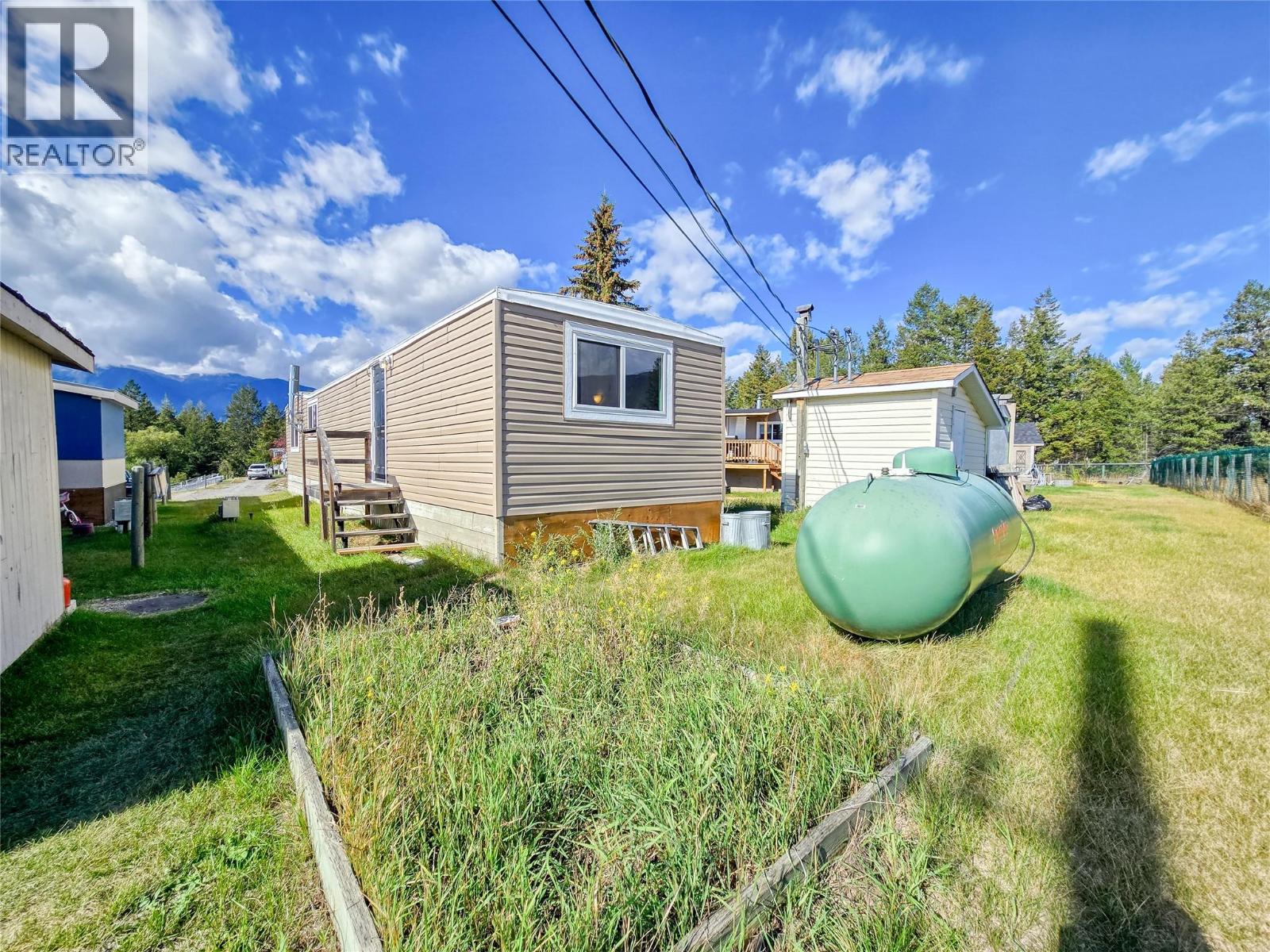 #30 4775 Wood Lane - Image 11