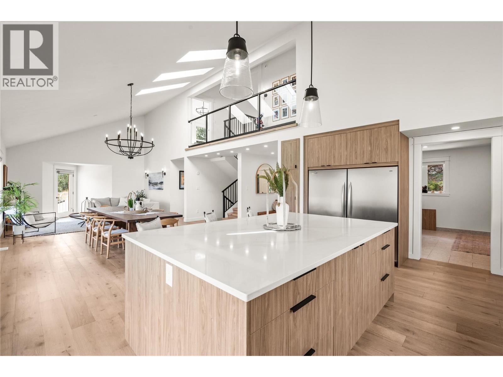 16904 Gatzke Road, Lake Country