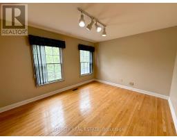 4 Canadiana Drive, Markham, ON L3T2Y6 Photo 21