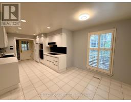 4 Canadiana Drive, Markham, ON L3T2Y6 Photo 7