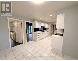 4 Canadiana Drive, Markham, ON L3T2Y6 Photo 9