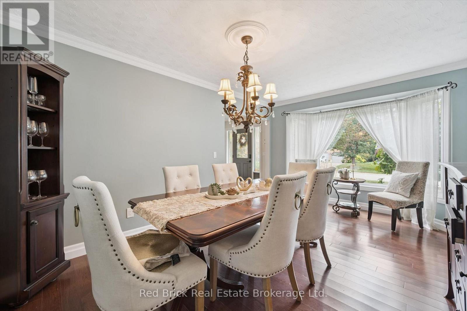 8 SUGARBUSH PLACE, Guelph (Willow West/Sugarbush/West Acres) — photo 12