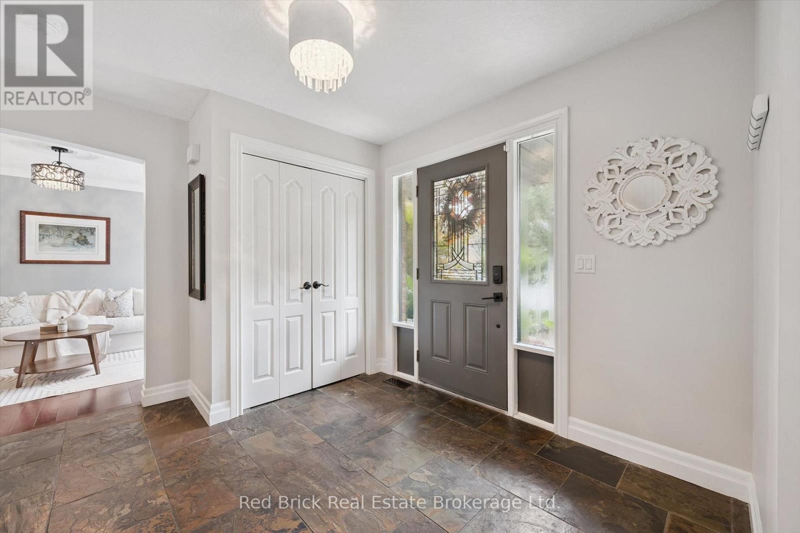 8 SUGARBUSH PLACE, Guelph (Willow West/Sugarbush/West Acres) — photo 7