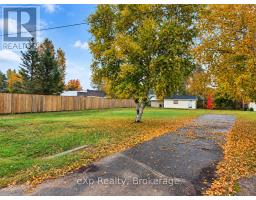 8 Cedar Court, South River, ON P0A1X0 Photo 6