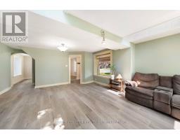 Primary Bedroom - 4142 County Road 124, Clearview, ON L0M1P0 Photo 9