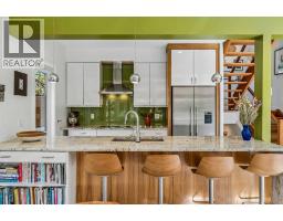 4pc Bathroom - 1820 4 Street Ne, Calgary, AB T2E7X7 Photo 15