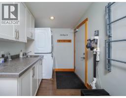 908 12th Street S, Golden, BC V0A1H0 Photo 11