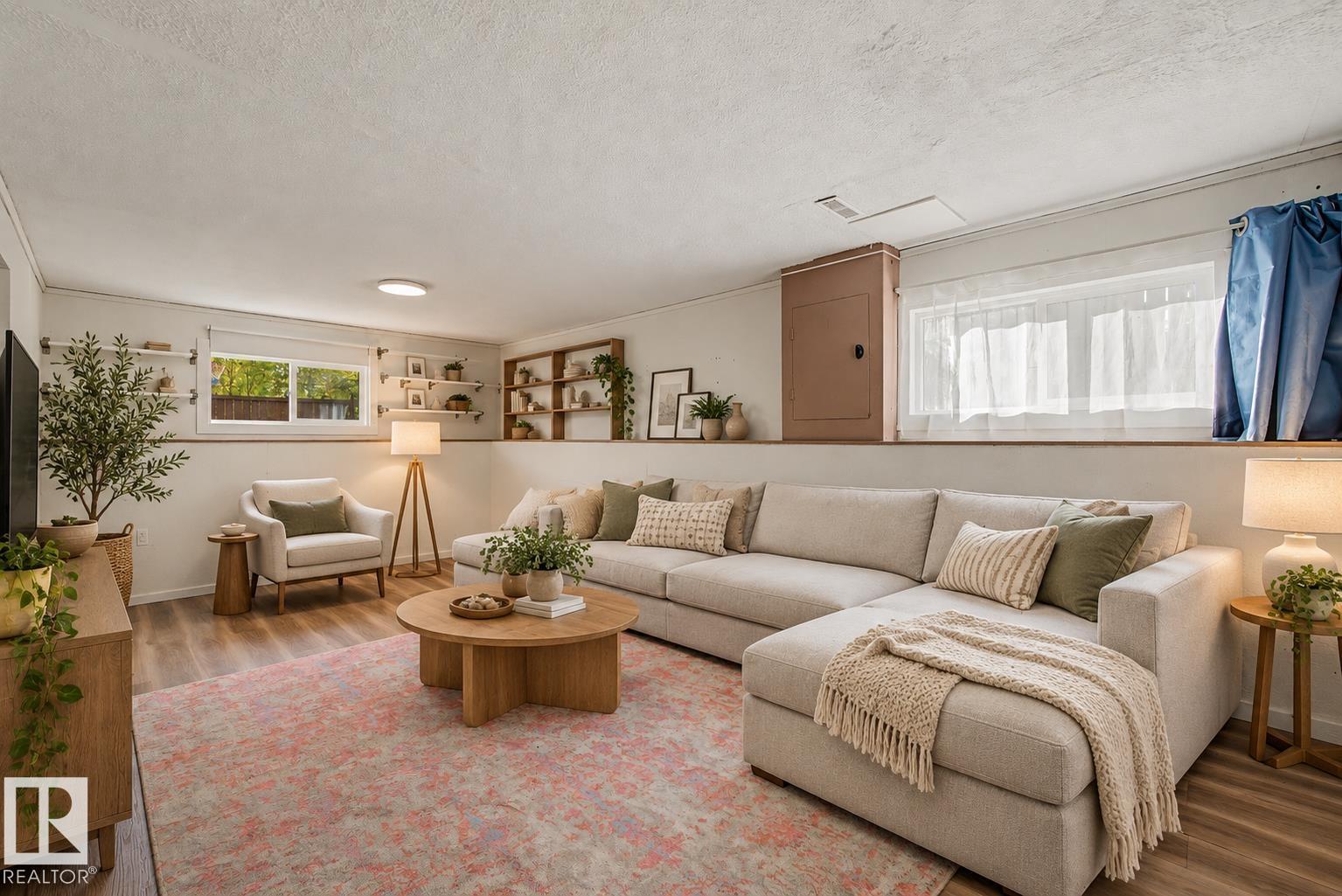 3211 71 ST NW - 25