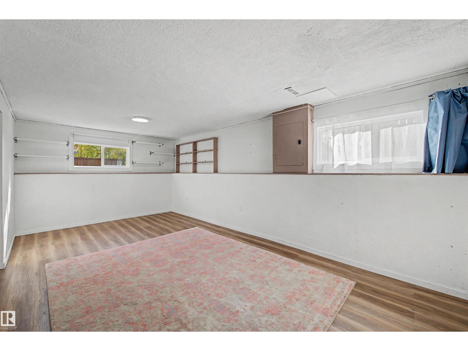 3211 71 ST NW - 26
