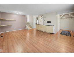 3211 71 St Nw, Edmonton, AB T6K1L1 Photo 14