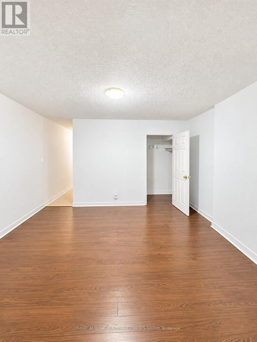 242 SILVERTHORN AVENUE - 27