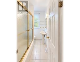 242 Silverthorn Avenue, Toronto, ON M6N3K4 Photo 12
