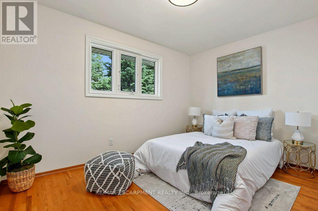 30 CATALINA DRIVE - 18