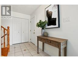 Kitchen - 30 Catalina Drive, Hamilton, ON L8G2M5 Photo 6