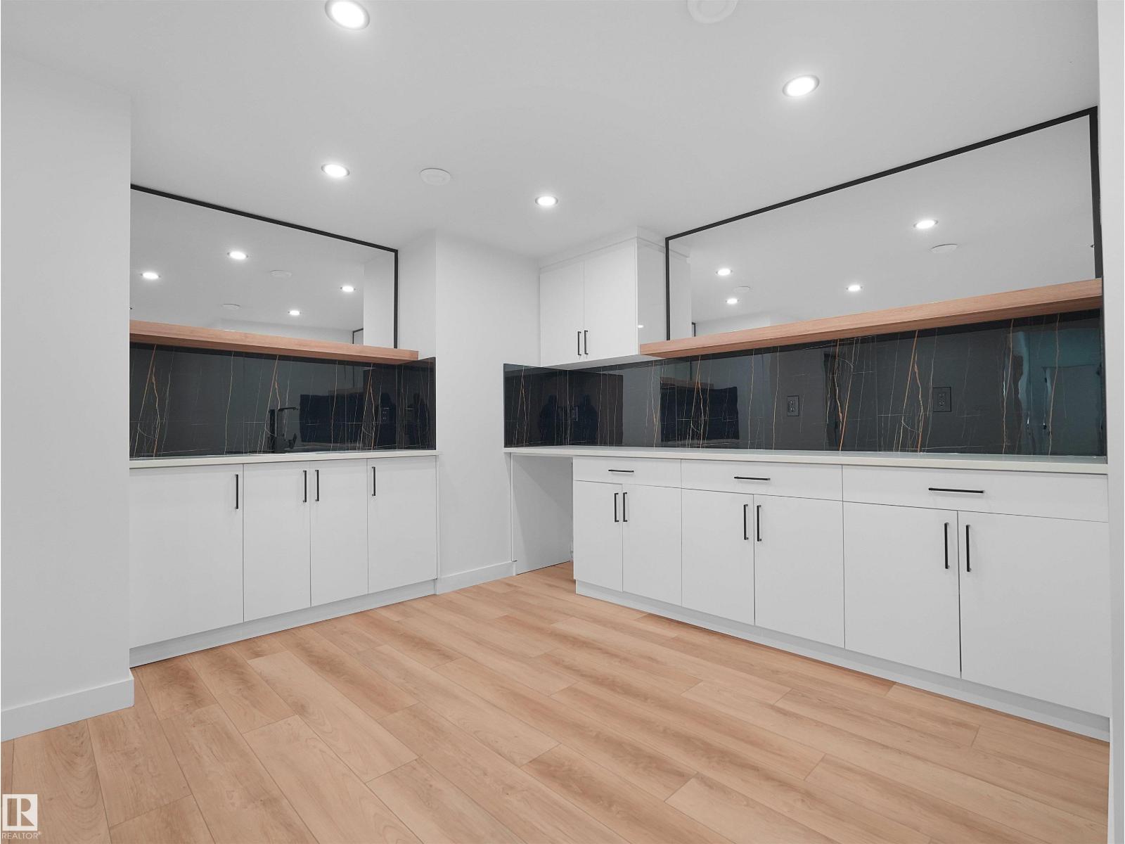1724 19 ST NW - 55