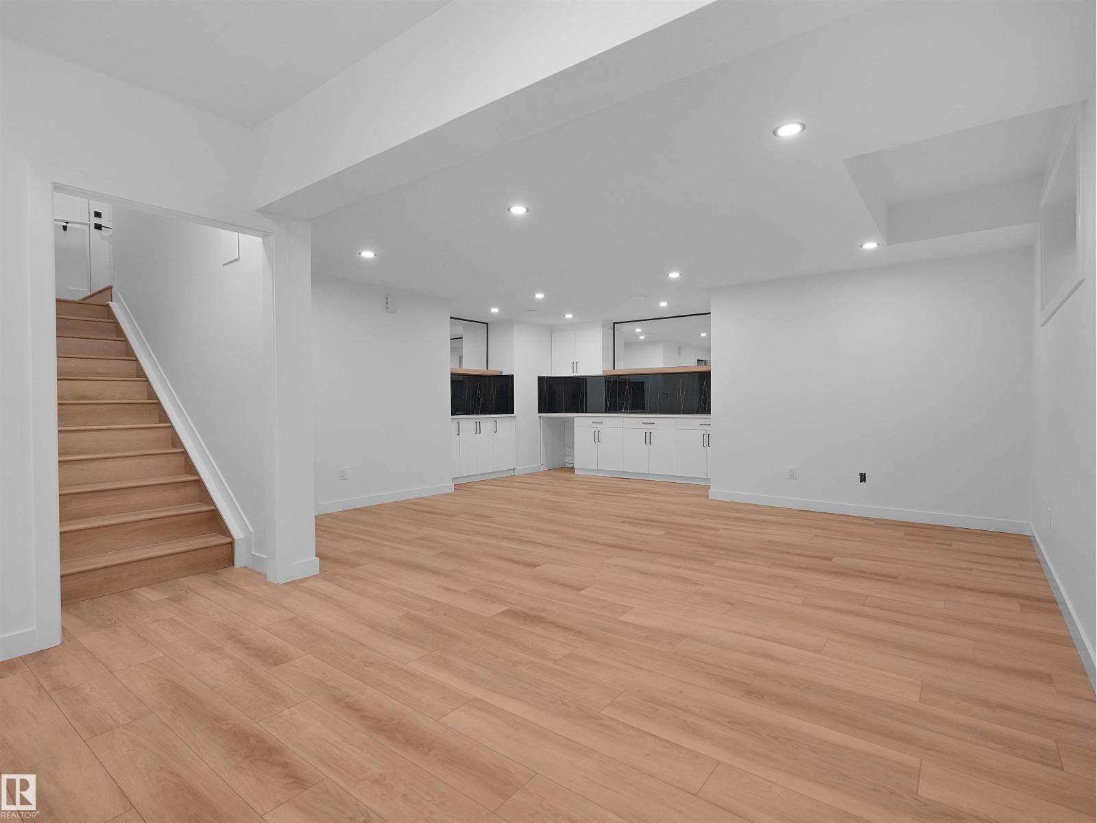 1724 19 ST NW - 53